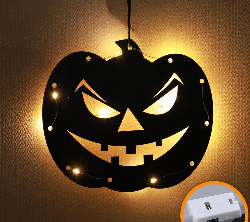 Halloween Light-Up Pumpkin Wall Hanging