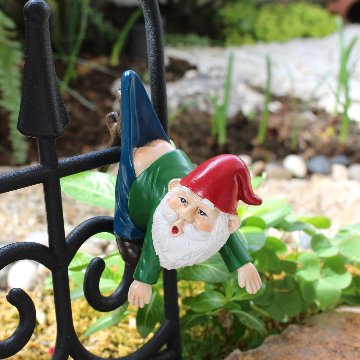 Funny Gnome Pot Hanger Statue